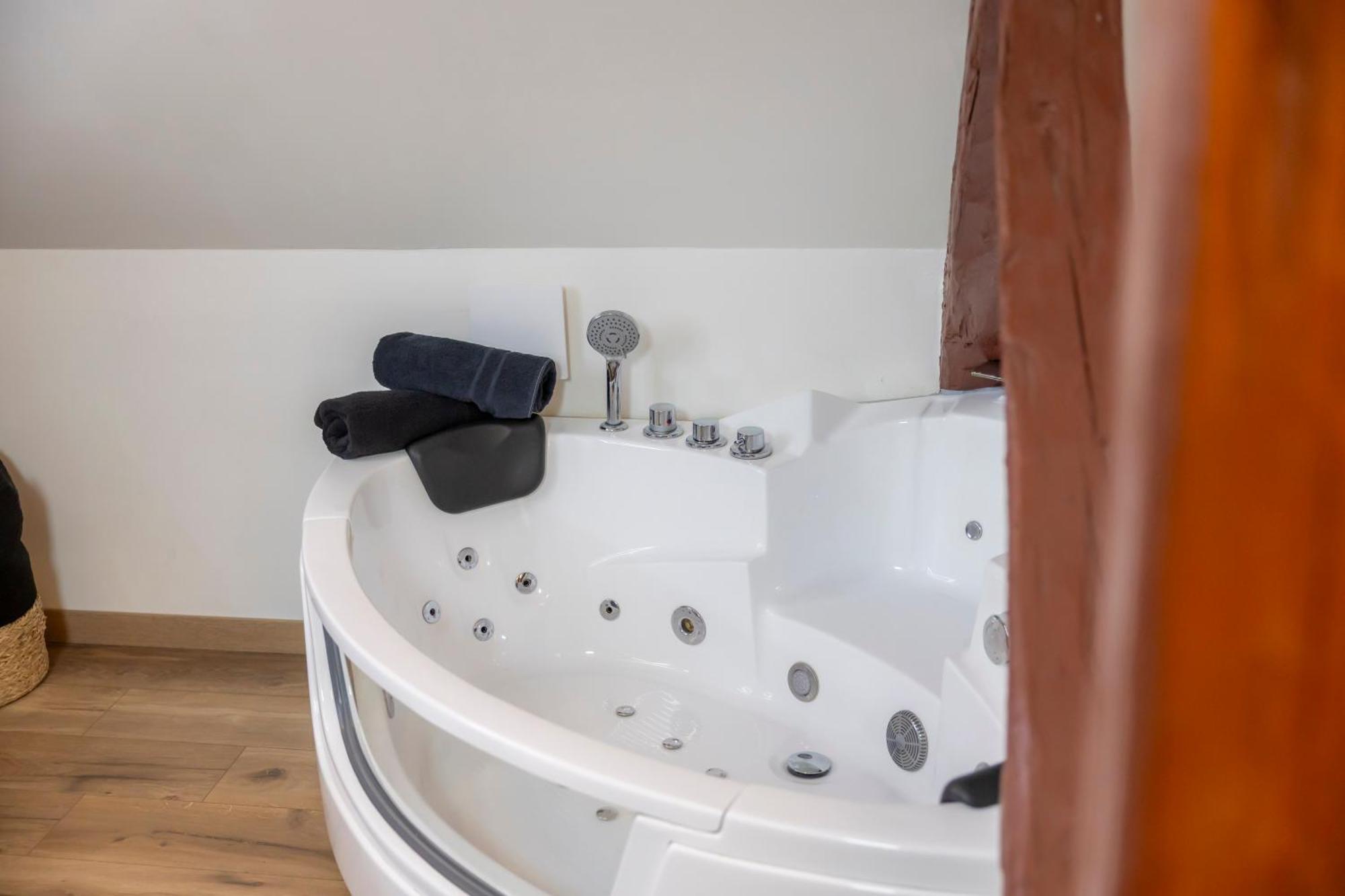 Superbe T2 Jacuzzi Hammam #4 *